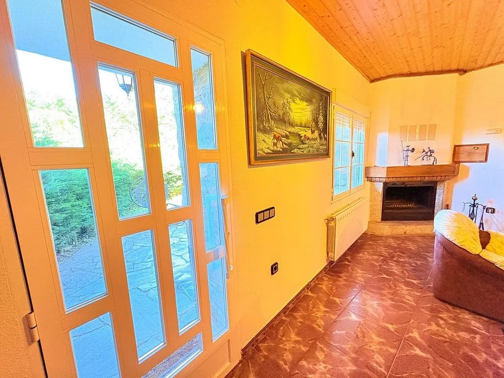 Elutuba - Chalet with Terrace in Arganza