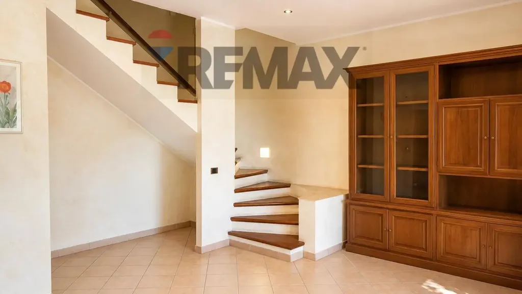 Pièces - Terraced Villa with Sea View in Formia