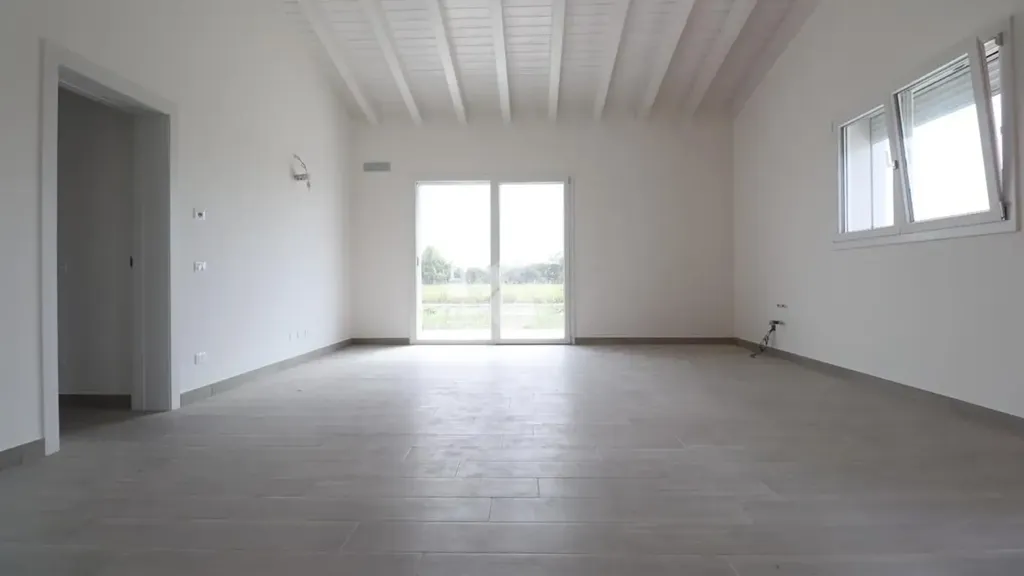 Zimmer - New Villa with Solar Panels in Roverbella