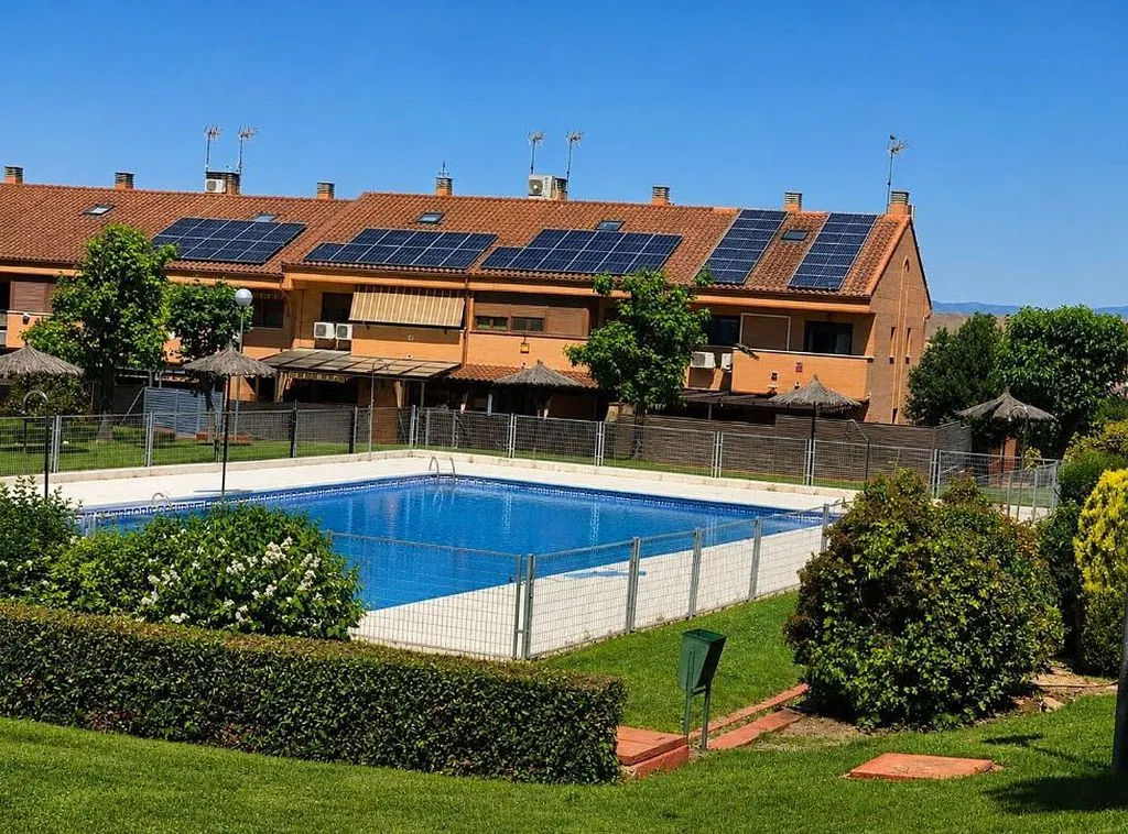 Bassein - Pareded Chalet with Pool in Coimbra