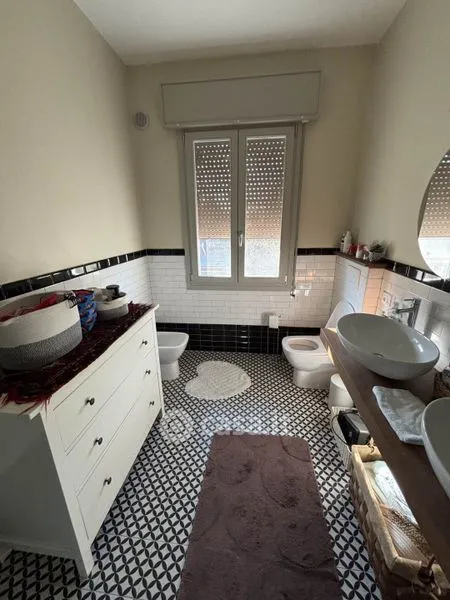 Bathrooms - Villa with Private Garden in Adria