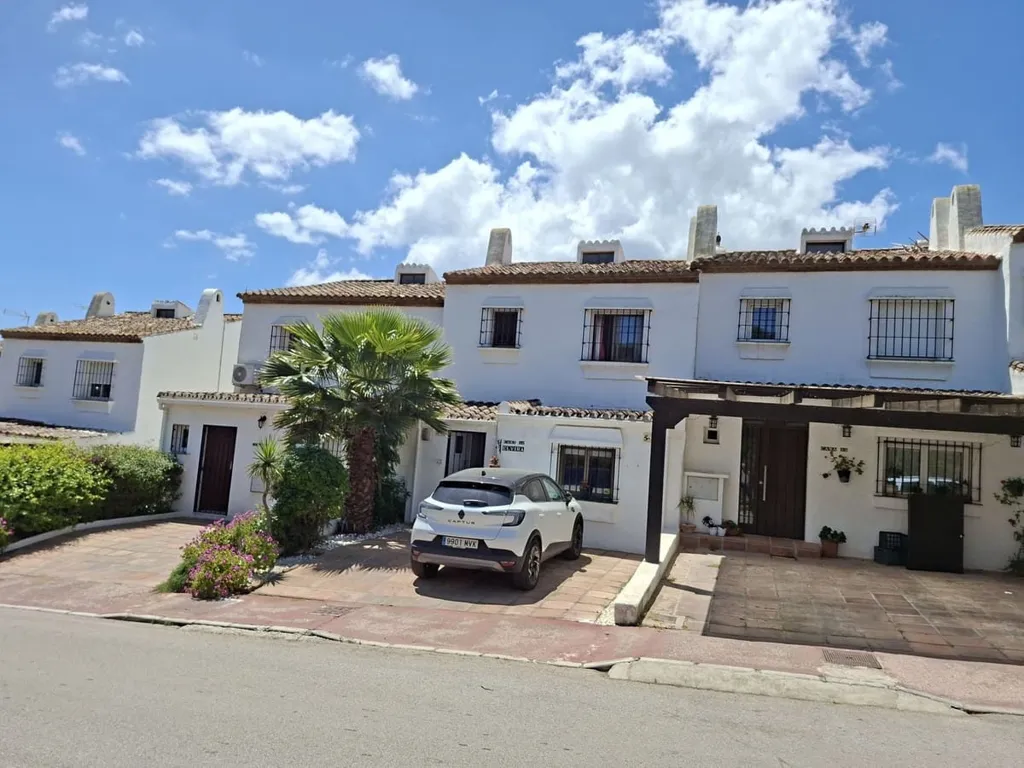 Extérieur - Townhouse with Pool in La Duquesa, Manilva