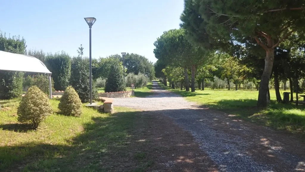 Välivaade - Residential Complex with Orchard in Rosignano Marittimo