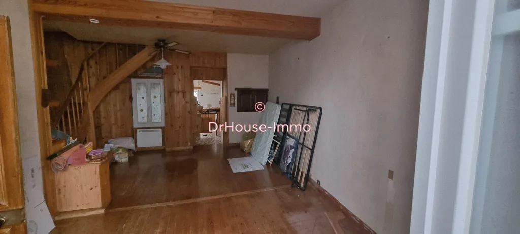 Esik - Townhouse with Courtyard in Luçon Centre