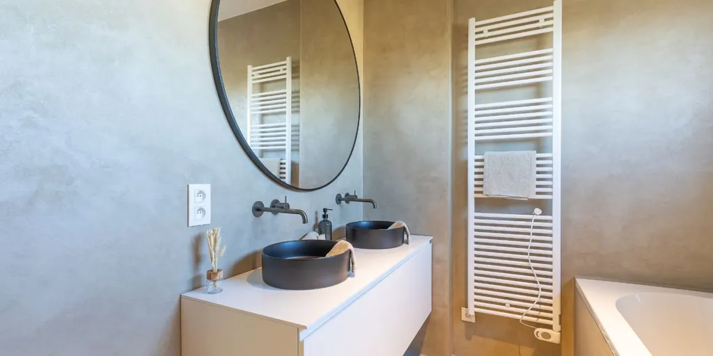 Salles de bain - Penthouse Rénové avec Terrasse à Ostende