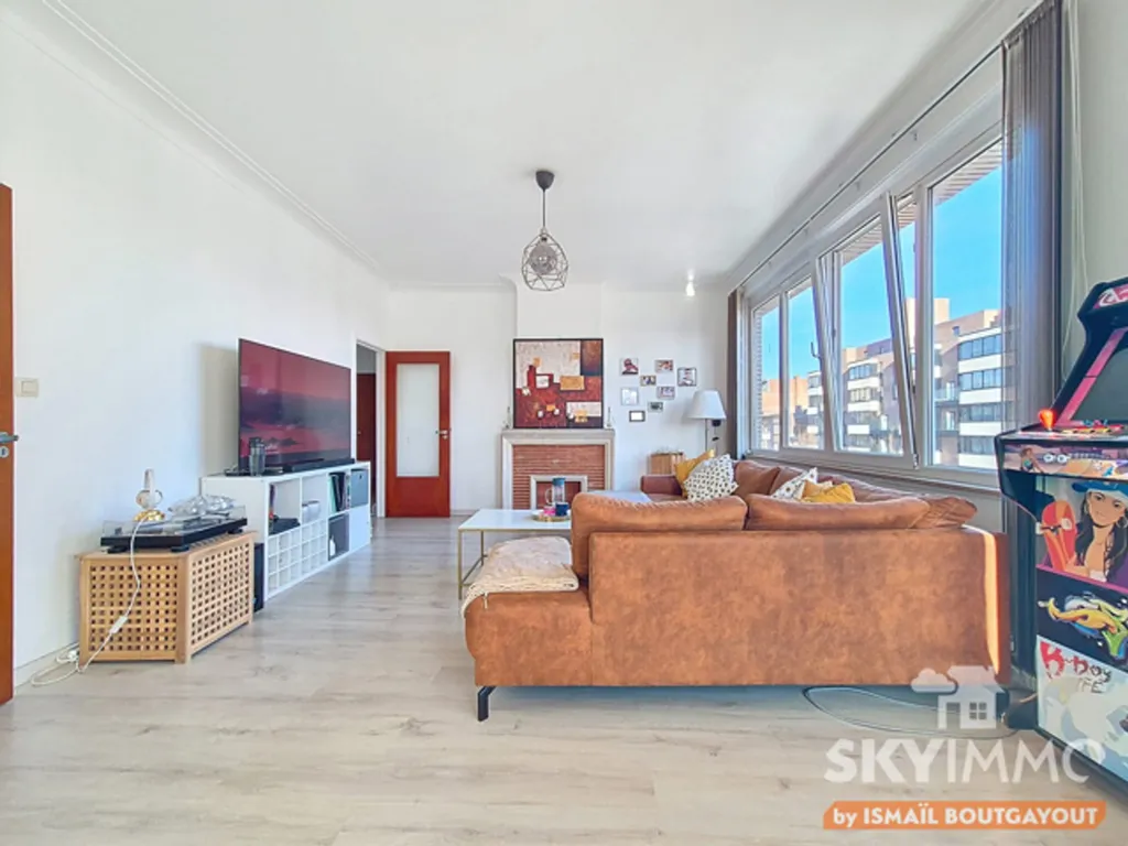 Soggiorno - Renovated Flat with Terrace in Jette