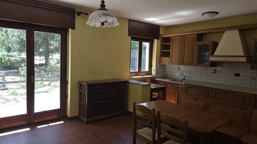 Cuisine - Ground Floor Apartment with Garden in Chatillon
