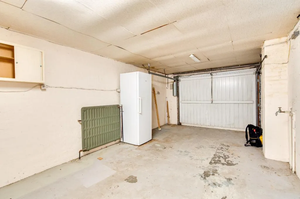 Garage - Bien 2 chambres à Embourg