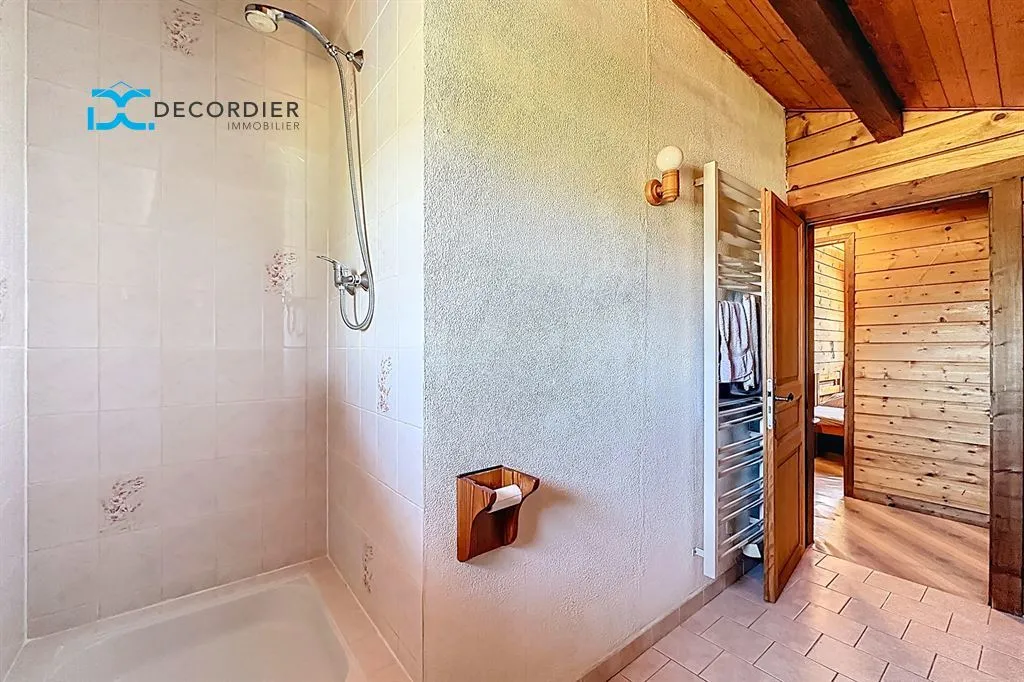 Vannitoad - Chalet with Pool in Saint-Paul-en-Chablais