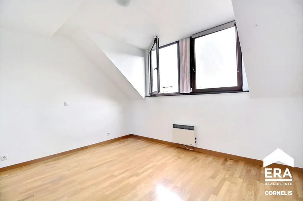 Stanze - Duplex Apartment with Terrace in Anderlecht