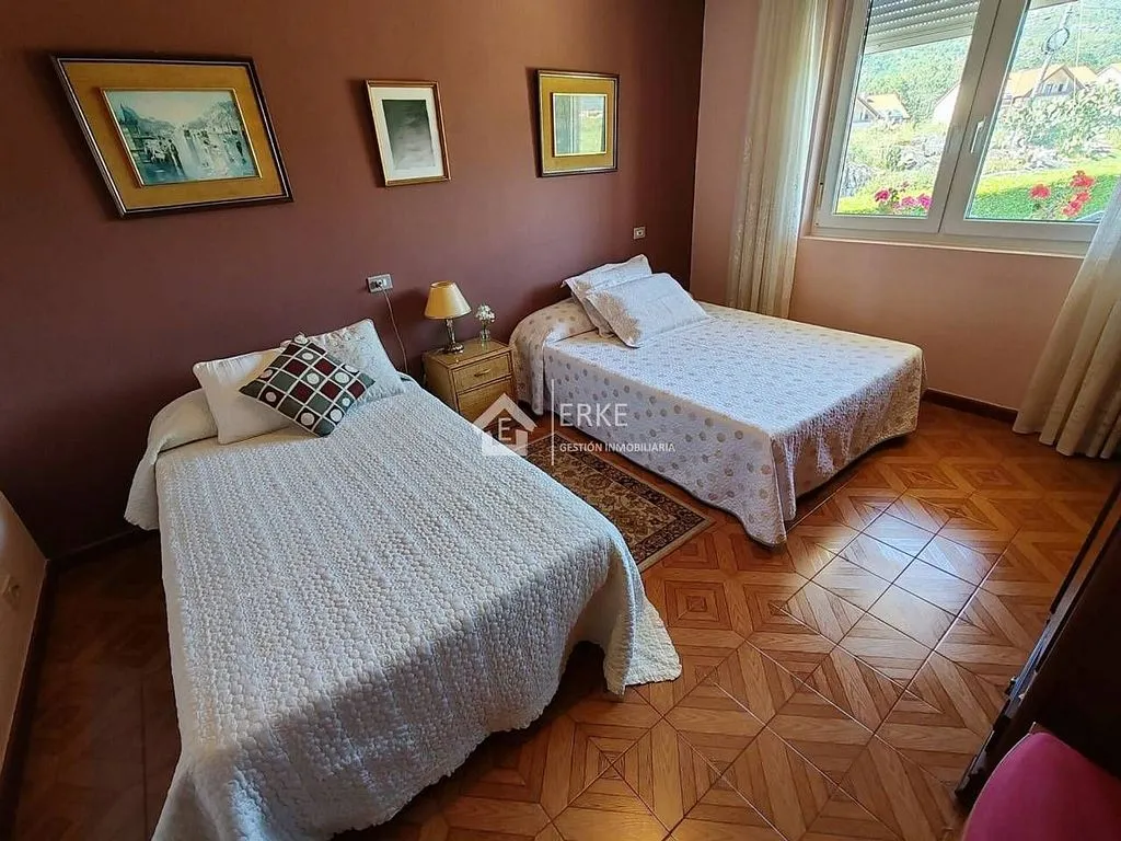 Dormitorios - Apartment with Sea and Mountain Views in Carnota