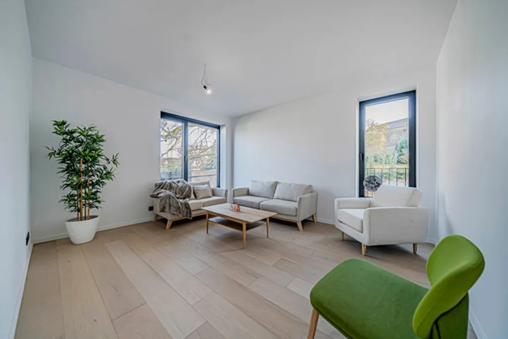 Elutuba - Newly Built Apartment with Terrace in Heusy