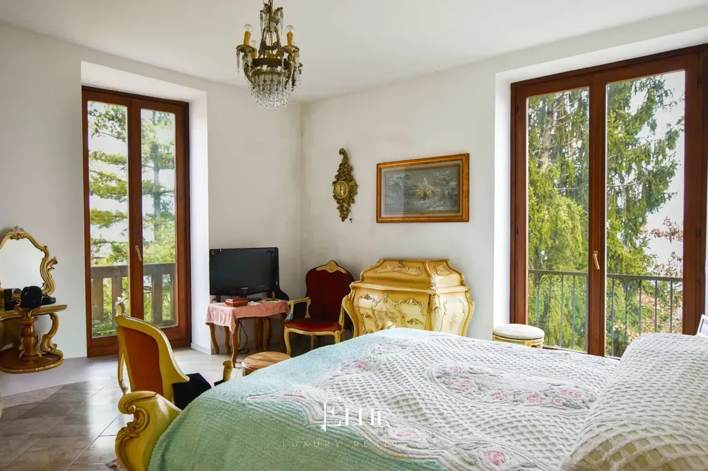 Magamistoad - Historic Villa with Lake Views, Stresa