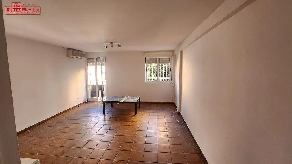 Pièces - Bright Apartment with Terrace in Triana West