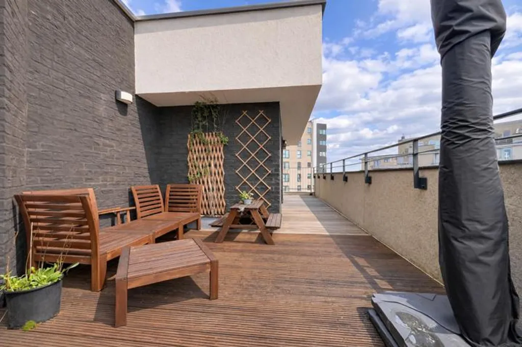 Terrasse - Penthouse avec Terrasse Panoramique à Evere