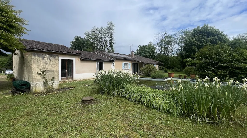 Jardin - Maison Charmante avec Piscine dans Quartier Calme