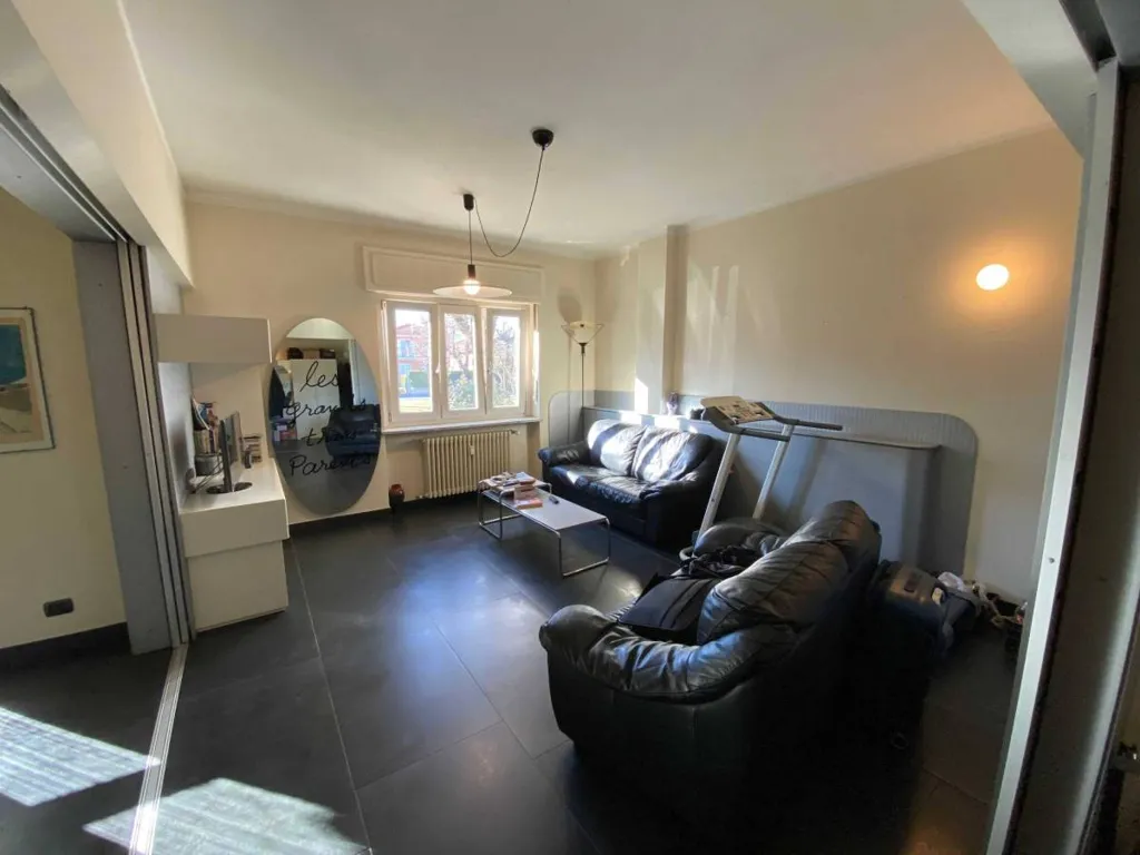 Séjour - Rear-Facing Apartment with Balcony in Saluzzo