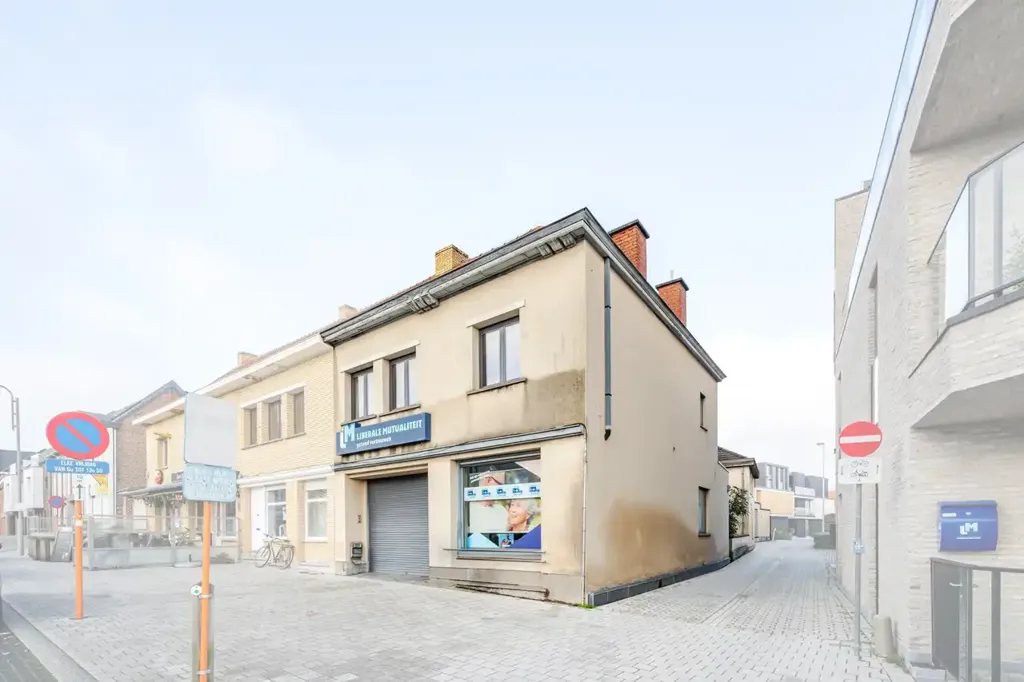 Esterno - Commercial Property with Residential Unit in Kruisem