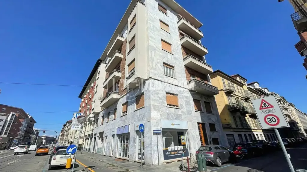 Extérieur - Spacious Apartment with Balcony in Turin