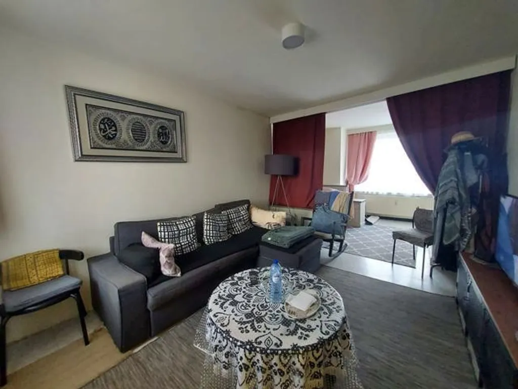 Séjour - Studio avec Balcon à Berchem-Sainte-Agathe