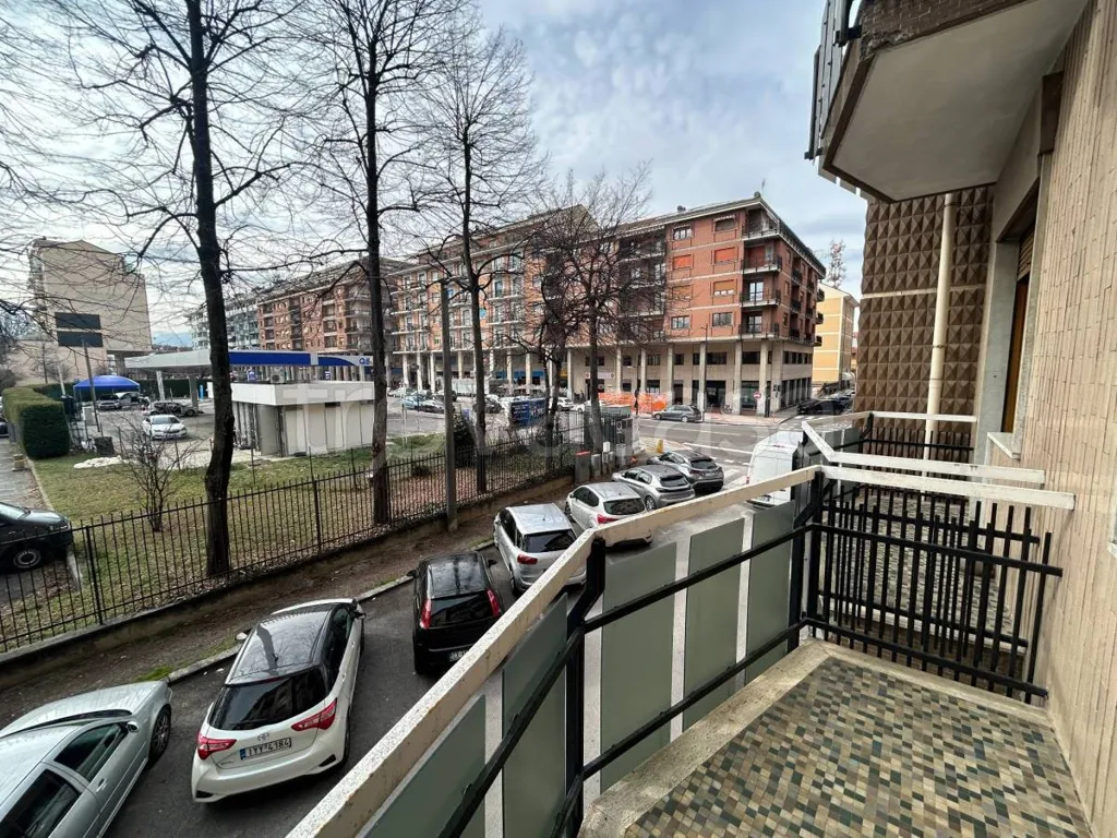 Rõdu - Quadruplex with Balcony in Cuneo