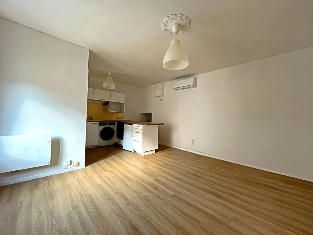 Elutuba - Charming 2-Bedroom Apartment in Clairmarais, Reims