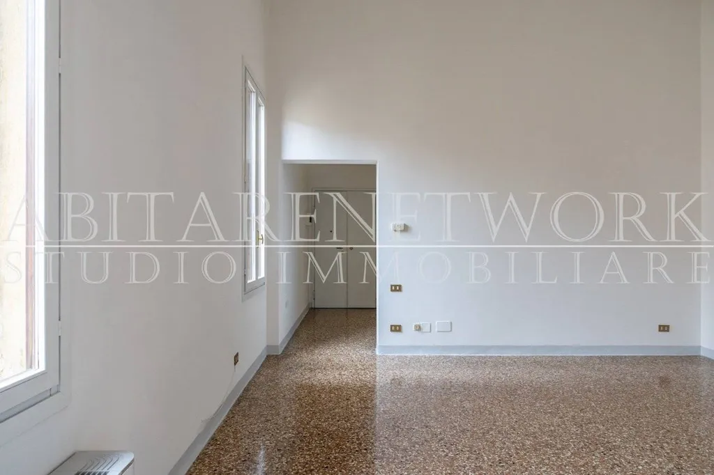 Stanze - Historic Apartment with Courtyard View in Padua