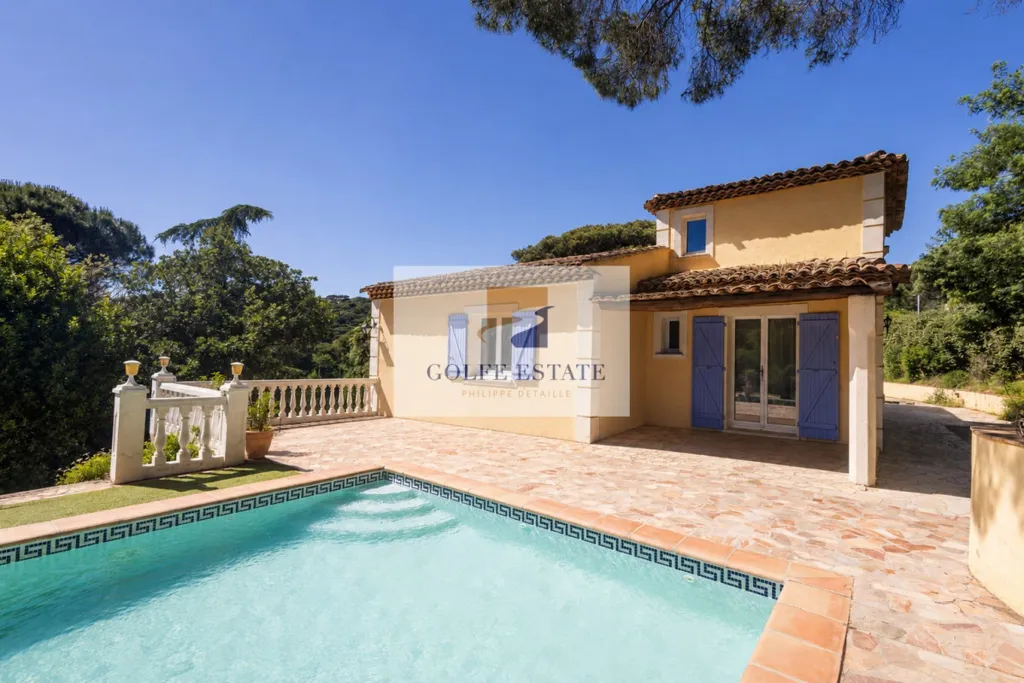 Piscine - Maison avec Piscine et Vue dans un Domaine Sécurisé à La Croix-Valmer