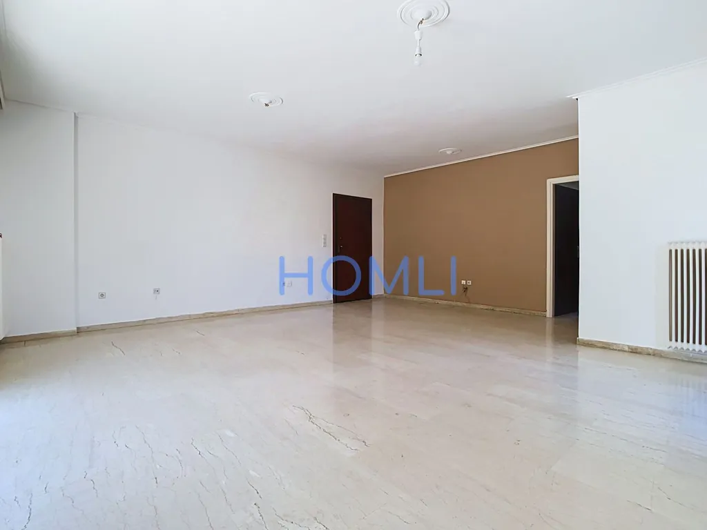 Elutuba - Corner Apartment with Garden in Elliniko