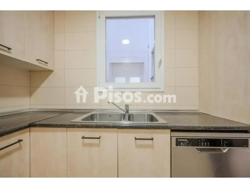 Köök - Spacious Apartment with Modern Kitchen in Girona