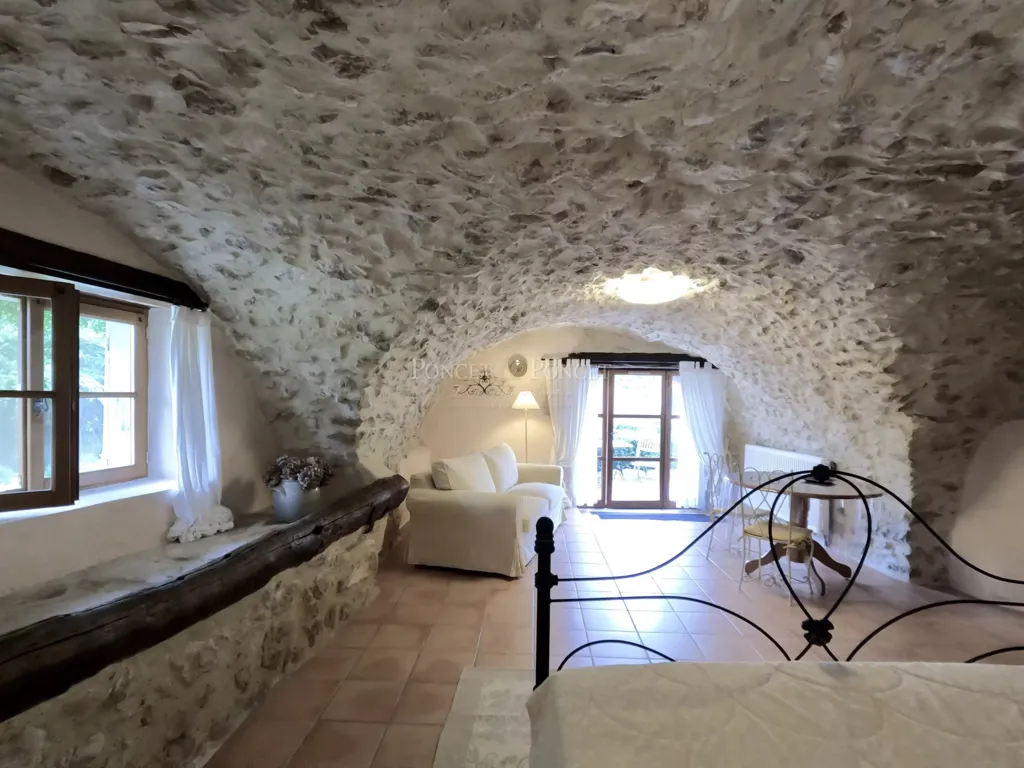 Magamistoad - Restored 17th-Century Silk Farm with Pool in Ardèche