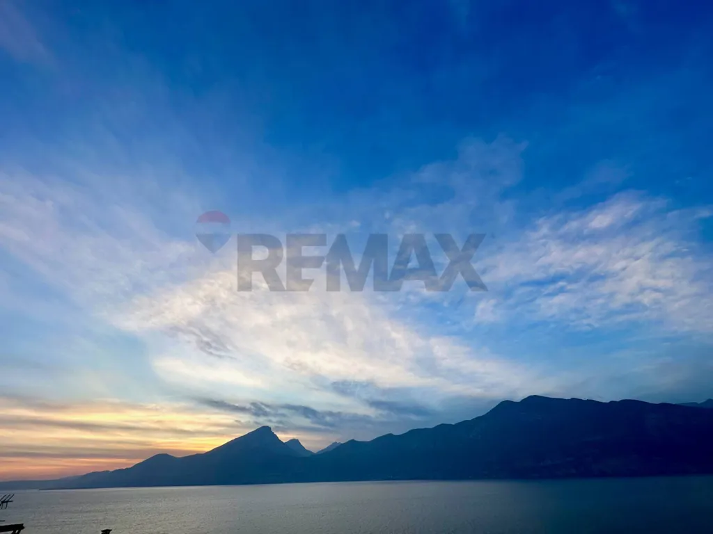 Villa with Panoramic Lake View in Brenzone