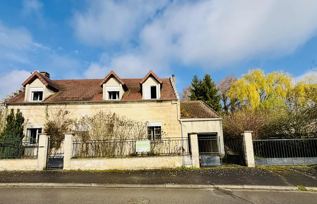 Extérieur - Maison en Pierre avec Jardin à Pierrefonds