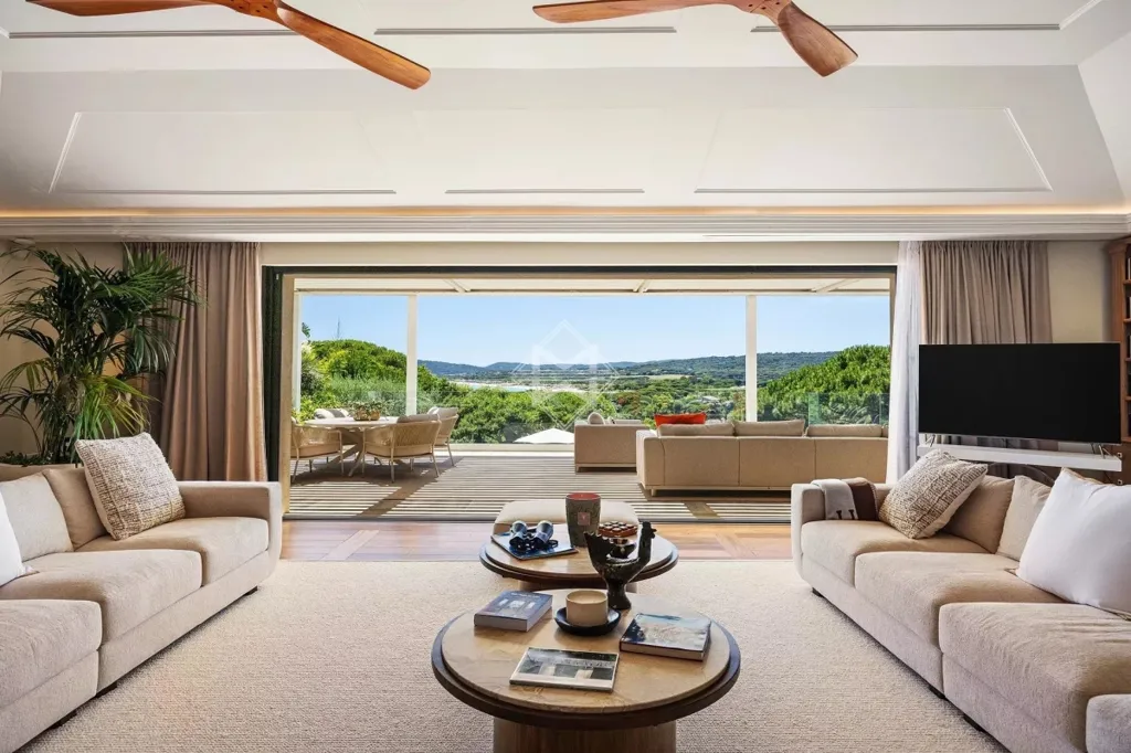 Soggiorno - Waterfront Villa with Pool in Ramatuelle