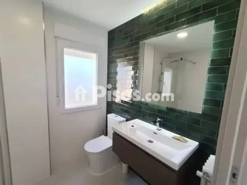 Vannitoad - Modern Flat with Balcony in Parque Sur, Albacete