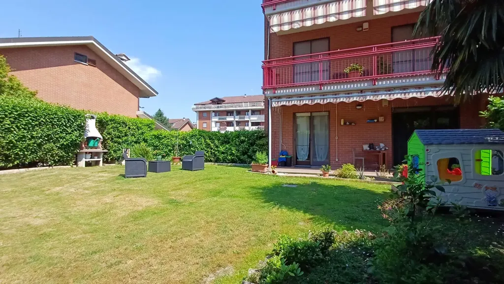 Jardin - Ground Floor Apartment with Private Garden in Cirie'
