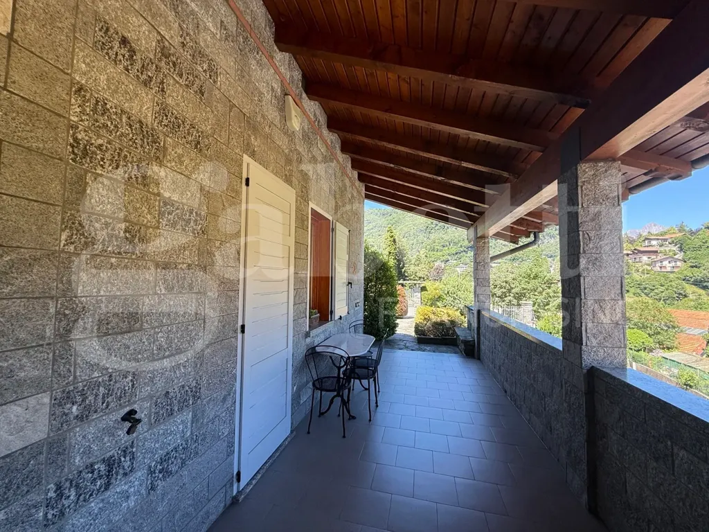 Terrazza - Panoramic Villa with Garden in Asso (CO)