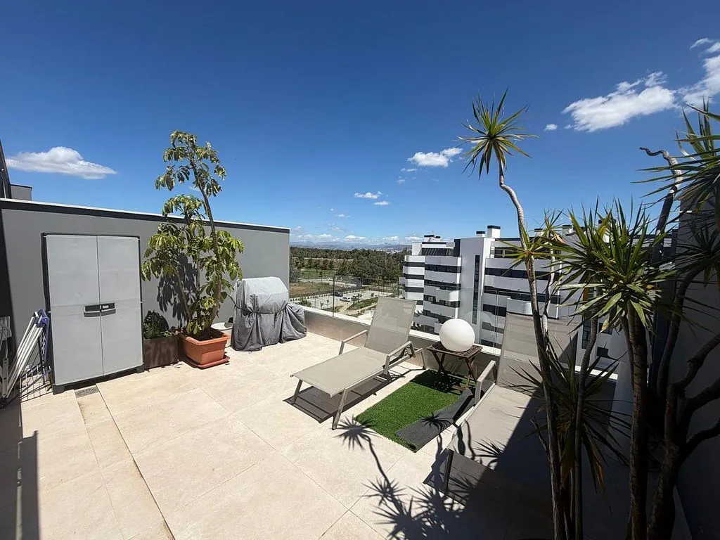 Terrace - Penthouse with Pool on Avenida Mar de Alborán