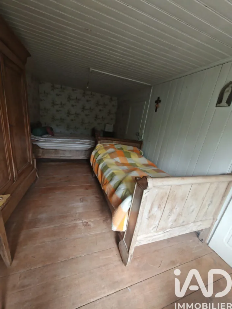 Magamistoad - 4-toaline maja asukohas Loray