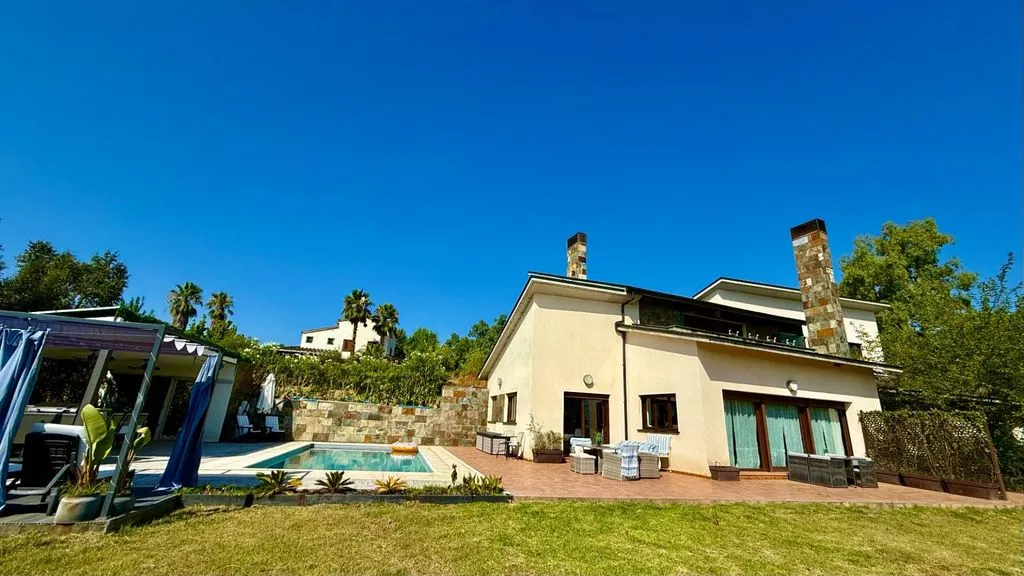 Piscine - Luxury Detached House with Pool in Badajoz