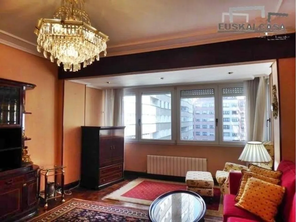 Séjour - Bright Apartment with Lift in Bilbao