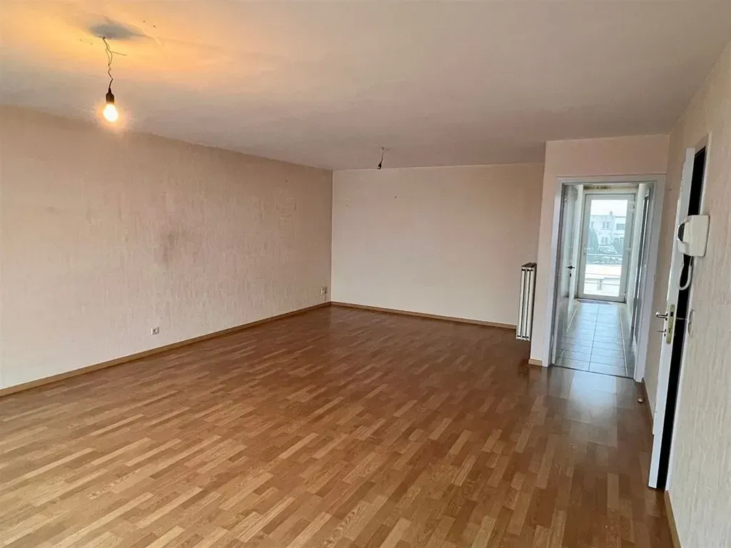 Toad - Spacious Apartment with Terrace in Ronse