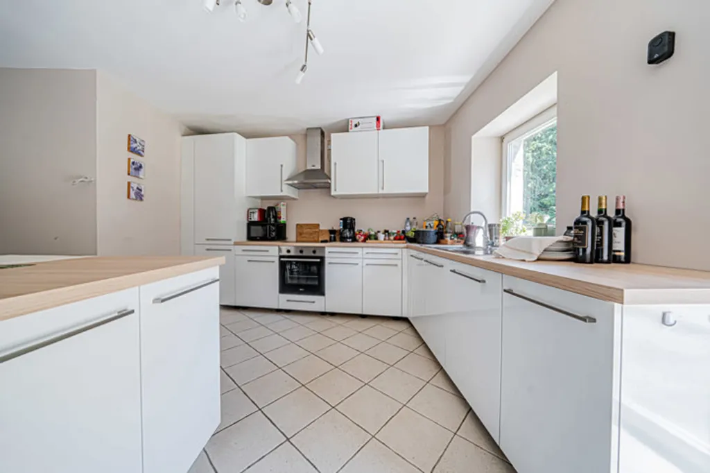 Cucina - Historic House with Garden in Olne