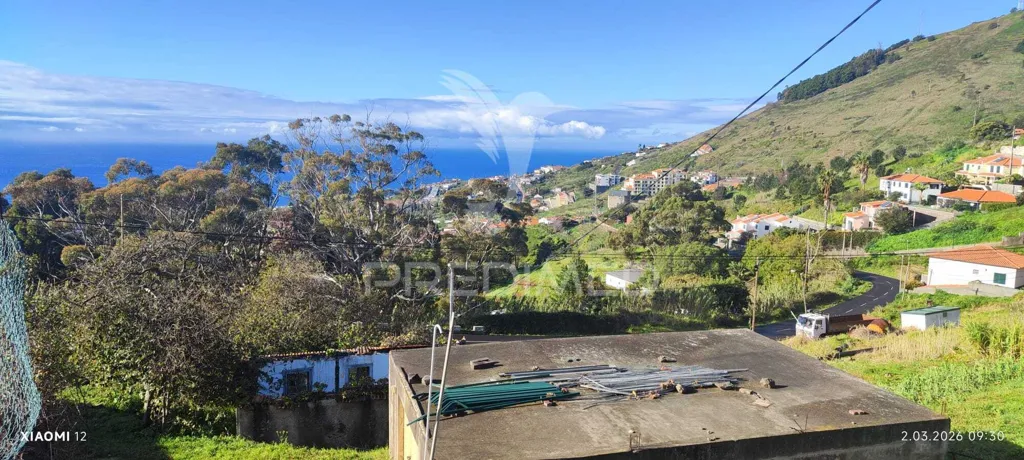 Aed - Construction Plot with Sea View in Caniço