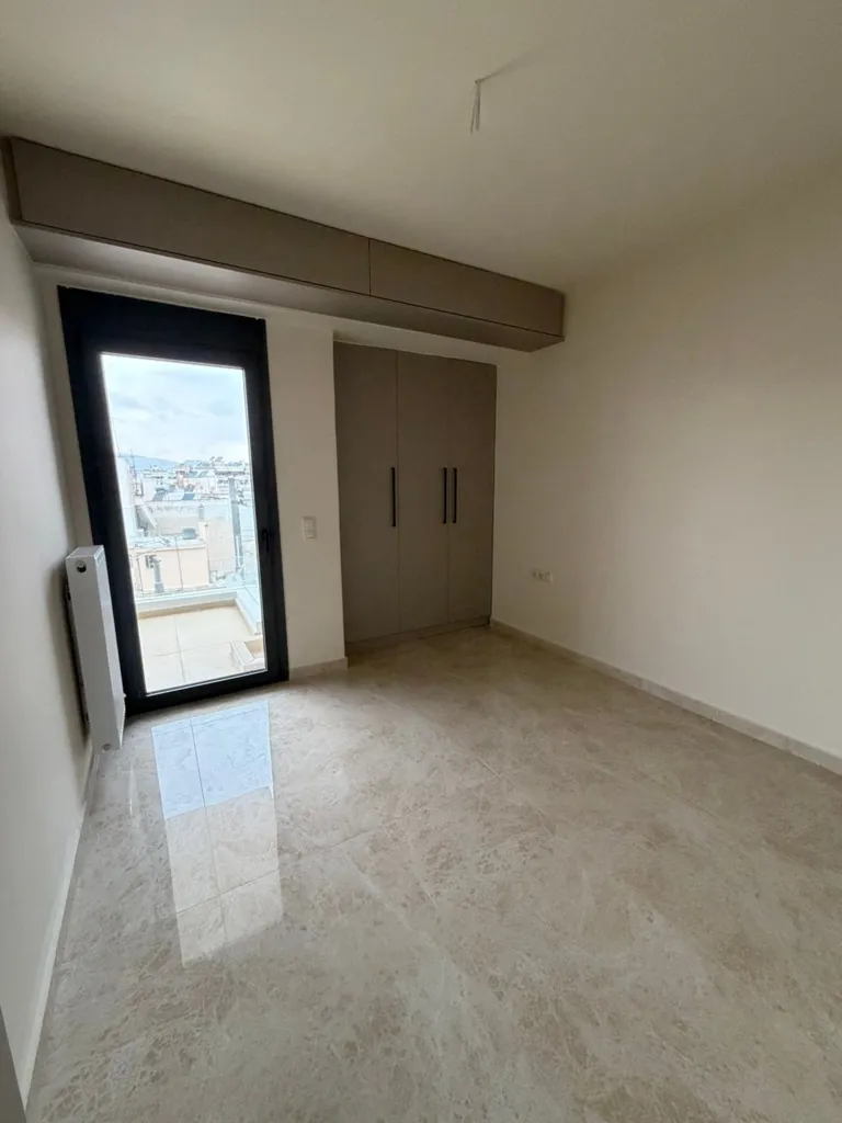 Stanze - Apartment with Panoramic Balcony in Nice Area