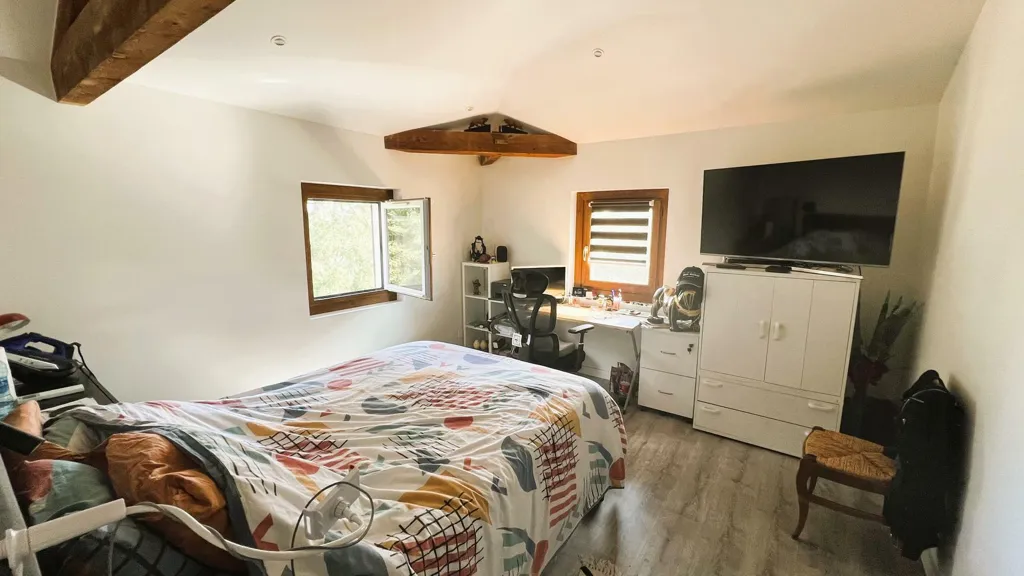 Chambres - Villa avec Panneaux Solaires à Dardilly