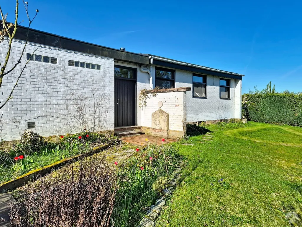 Aed - South-West Oriented House with Garden in Baisy-Thy