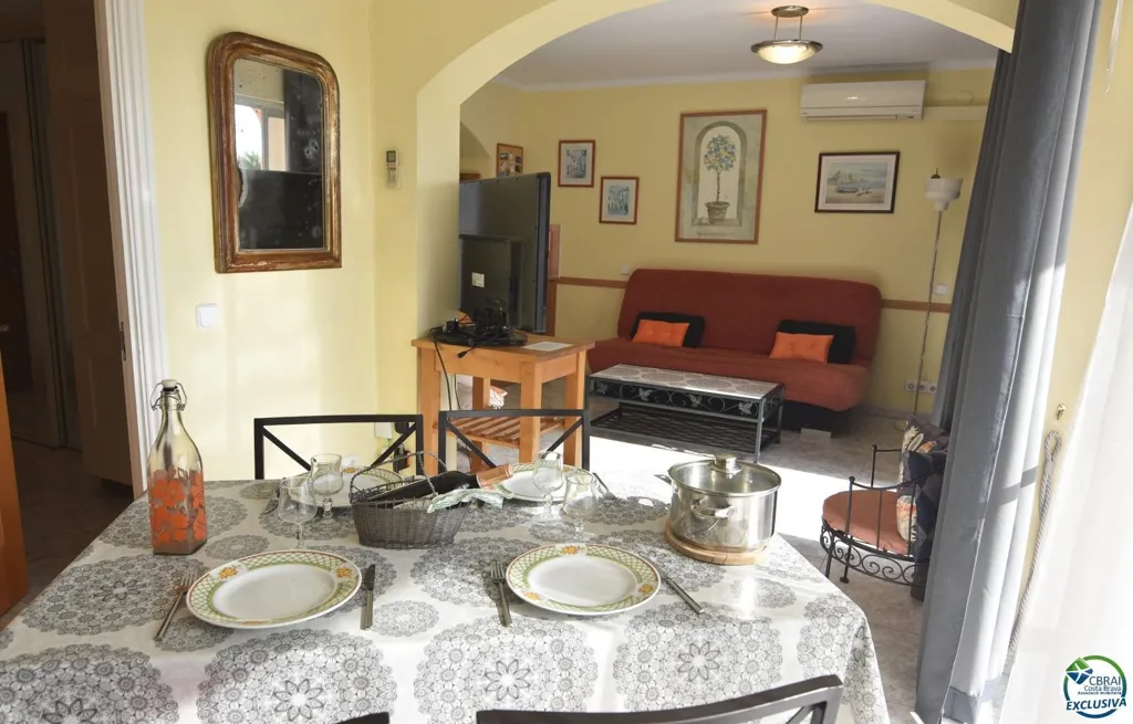 Salle à manger - 1-Bed Apartment with Pool in Santa Margarita