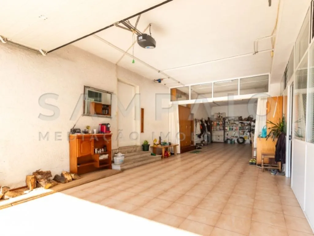 Garaaž - Luxury House with River View in Gondomar