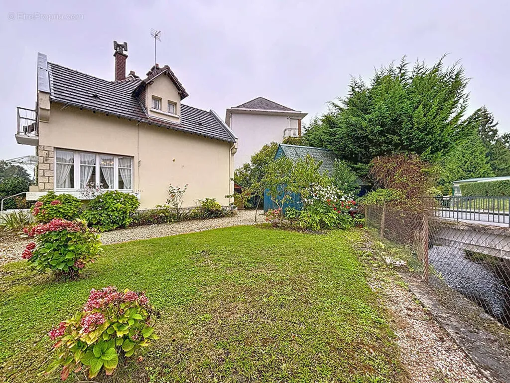 Maison 4 pièces à Lisieux